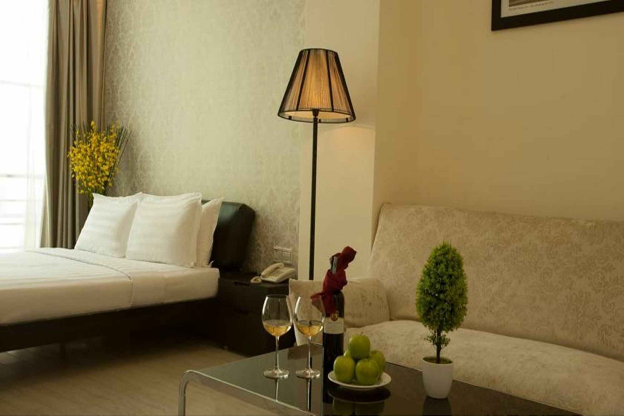 The One Premium Hotel Cidade de Ho Chi Minh Exterior foto